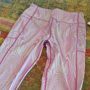 Zella Kids Leggings in Pink and White Stripes